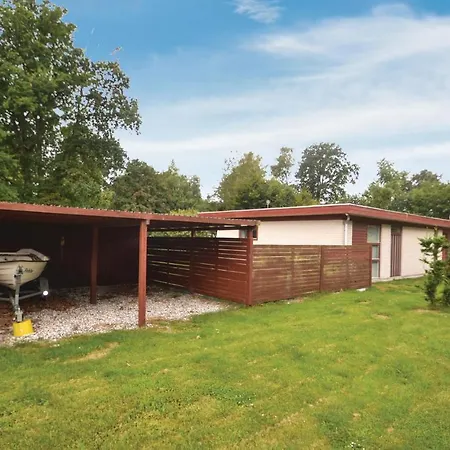 Three-bedroom Holiday In *