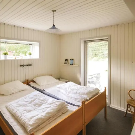 Three-bedroom Holiday In *